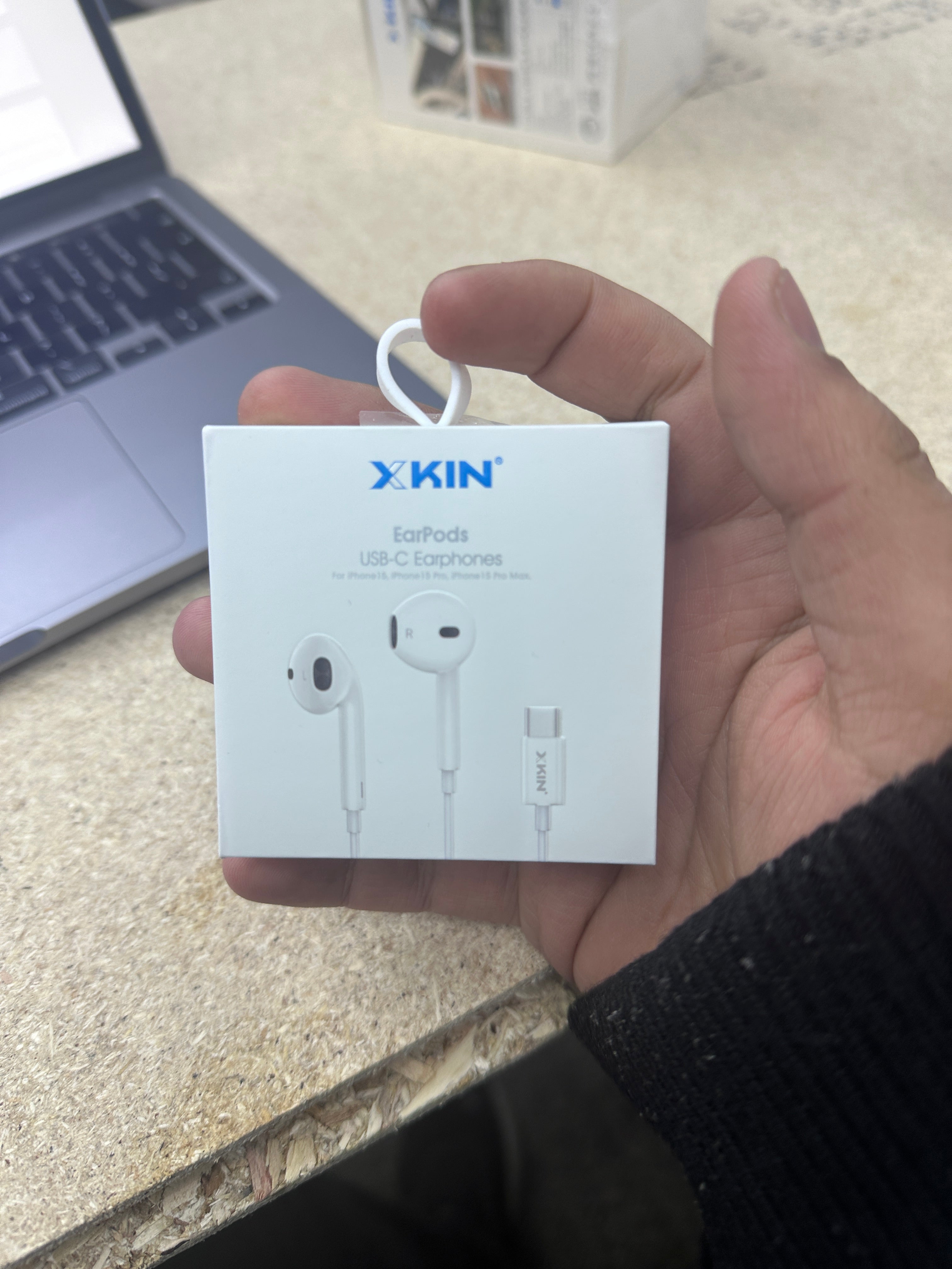 XKIN Type c In-Ear Headphones Wired Earphones Microphone and Volume Players Noise Isolating and Deep Bass Lightweight