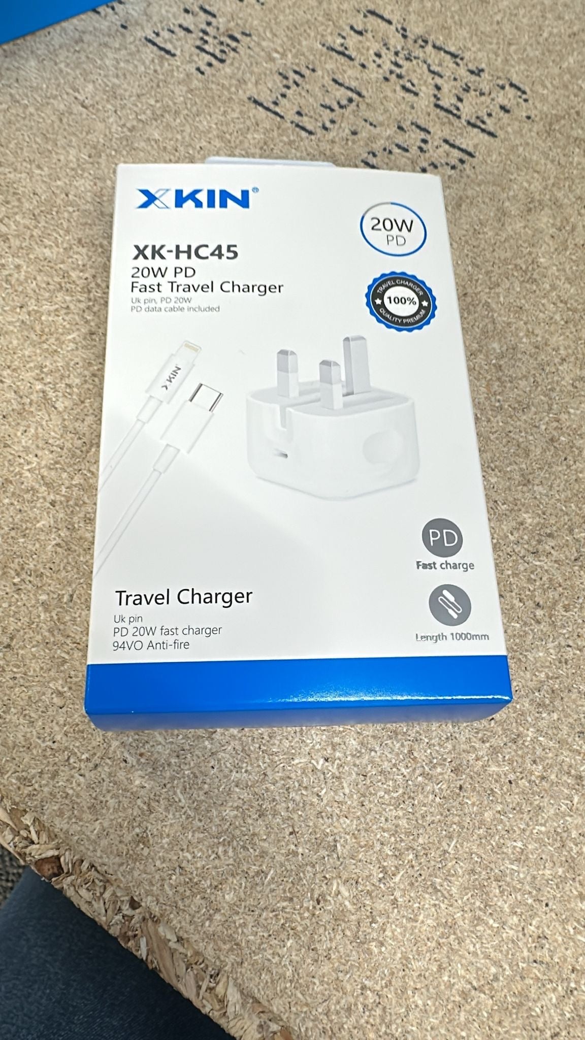 XKIN 20W PD FAST TRAVEL CHARGER UK PIN PD DATA CABLE INCLUDED