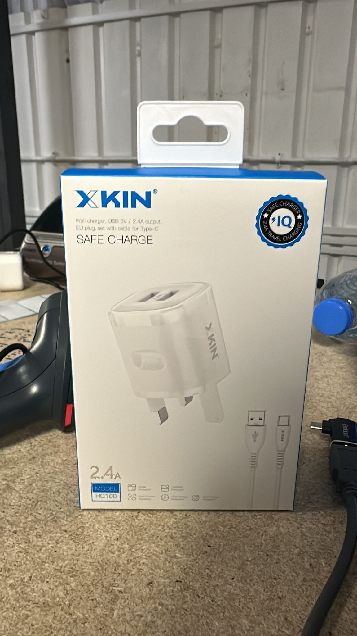 XKIN WALL CHARGER DUAL USB PORTS WITH USB TO C CABLE